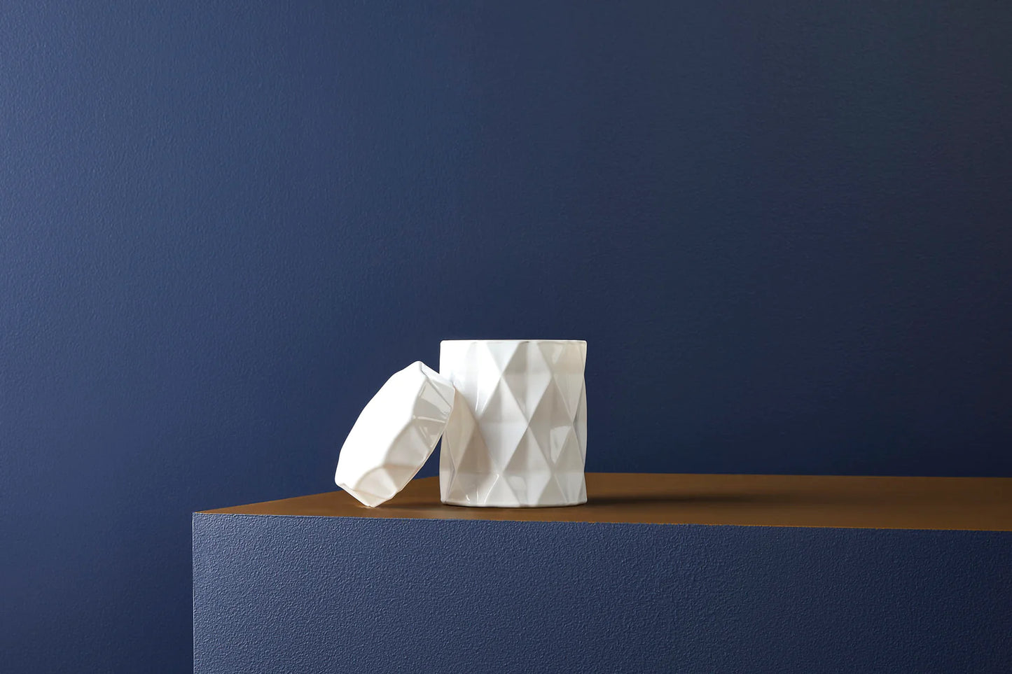 ROCKSTUD PURE WHITE CANDLE