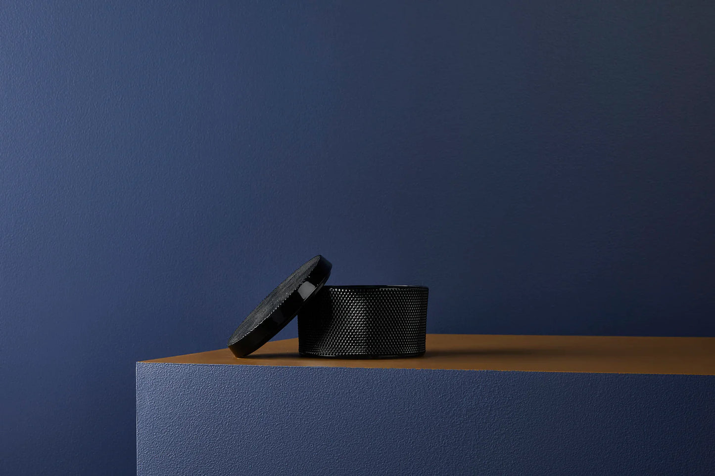 GIORGIO MATTE BLACK SCENTED CANDLE