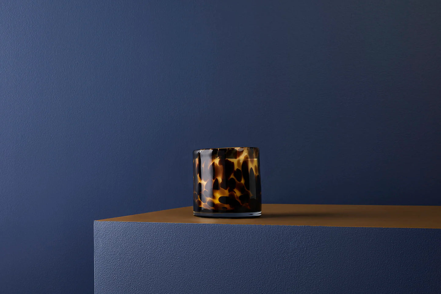 VESUVIUS LUXURY CANDLE
