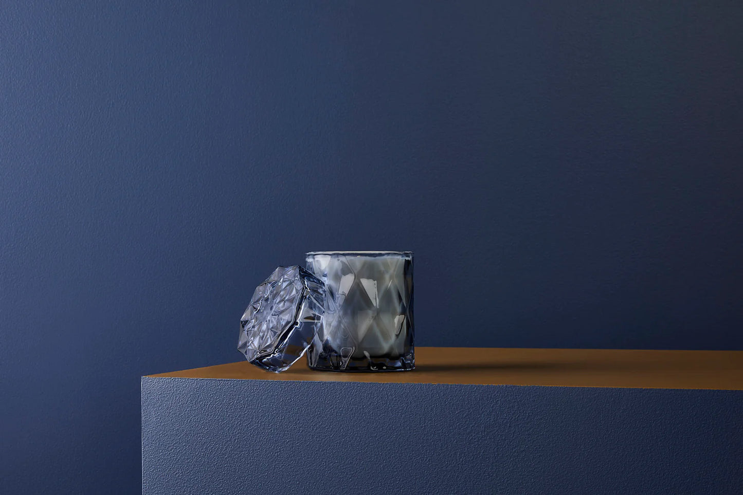 ROCKSTUD ROYAL BLUE CANDLE